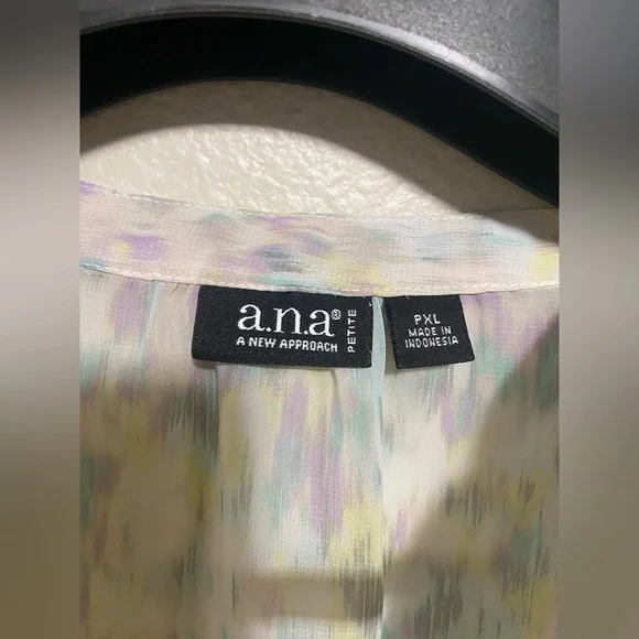 A.n.a 3/4 Sleeve Pastel colored Blouse- size xl(p) - Picture 9 of 11